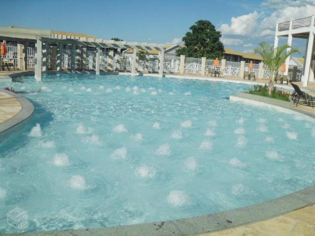 Thermas Lacqua Diroma Com Piscina De Ondas Gratis 24Horas Caldas Novas Ngoại thất bức ảnh