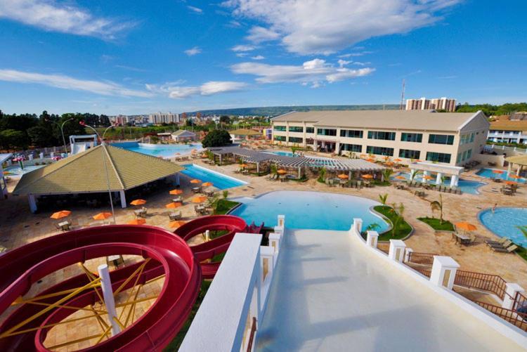 Thermas Lacqua Diroma Com Piscina De Ondas Gratis 24Horas Caldas Novas Ngoại thất bức ảnh