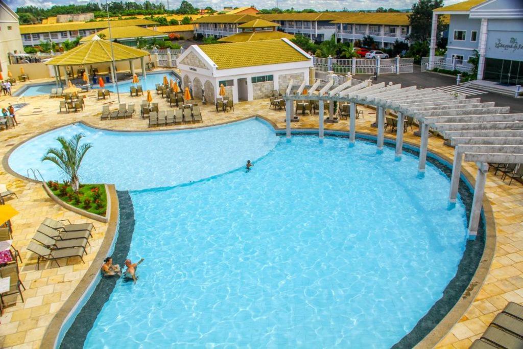 Thermas Lacqua Diroma Com Piscina De Ondas Gratis 24Horas Caldas Novas Ngoại thất bức ảnh